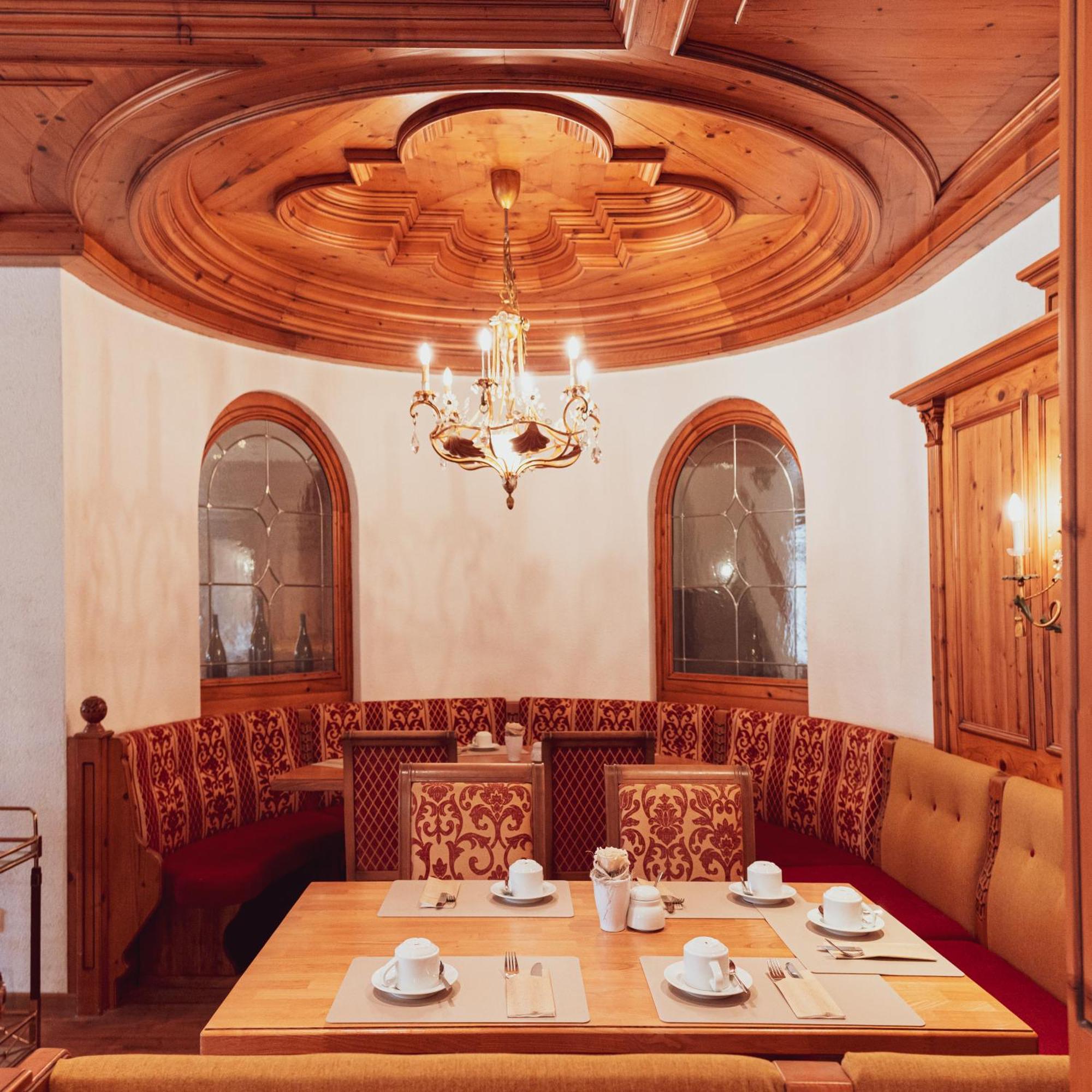 Hotel-Restaurant Kreuzberghof Tagungs- Und Veranstaltungshotel Tiefenbach  Exteriér fotografie