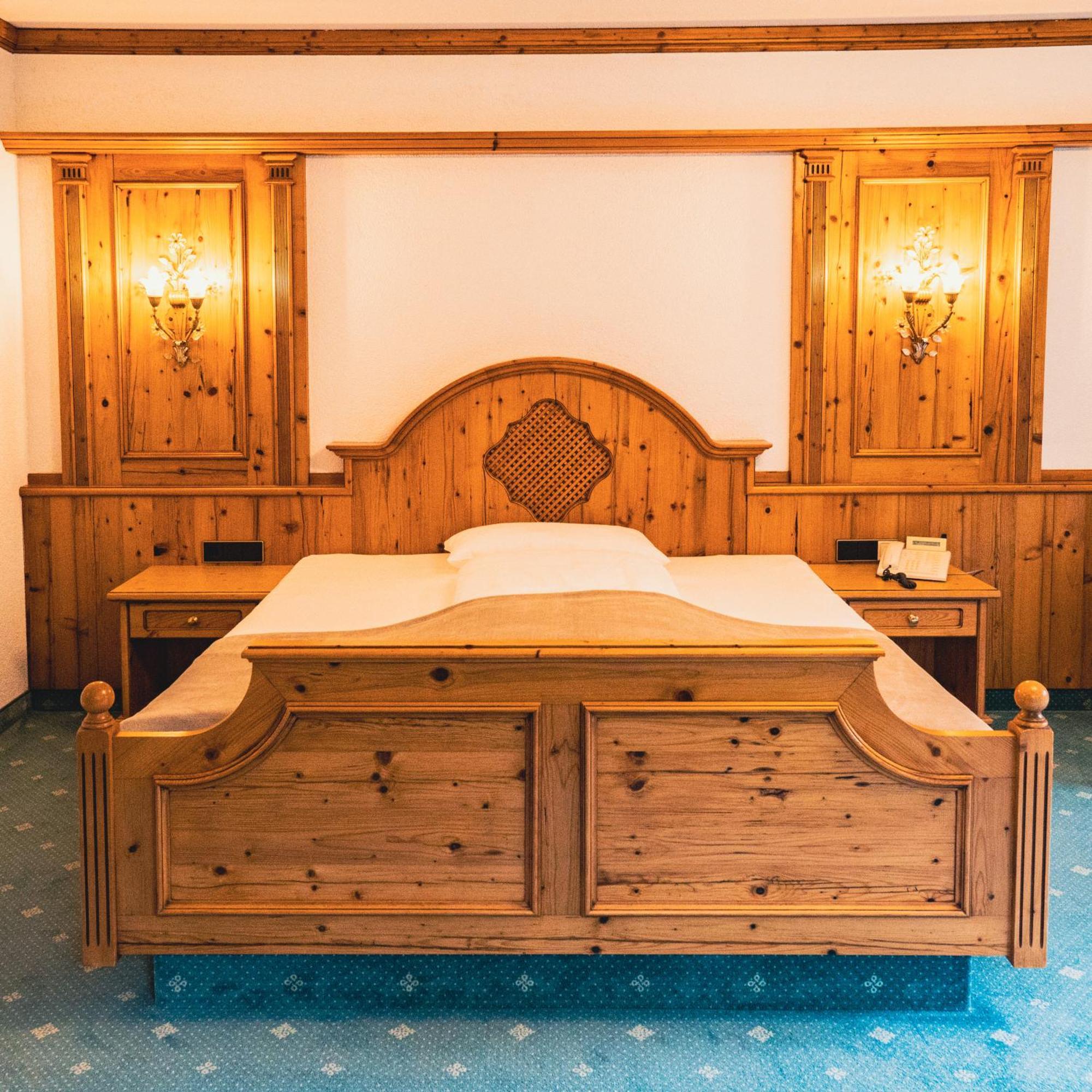 Hotel-Restaurant Kreuzberghof Tagungs- Und Veranstaltungshotel Tiefenbach  Exteriér fotografie