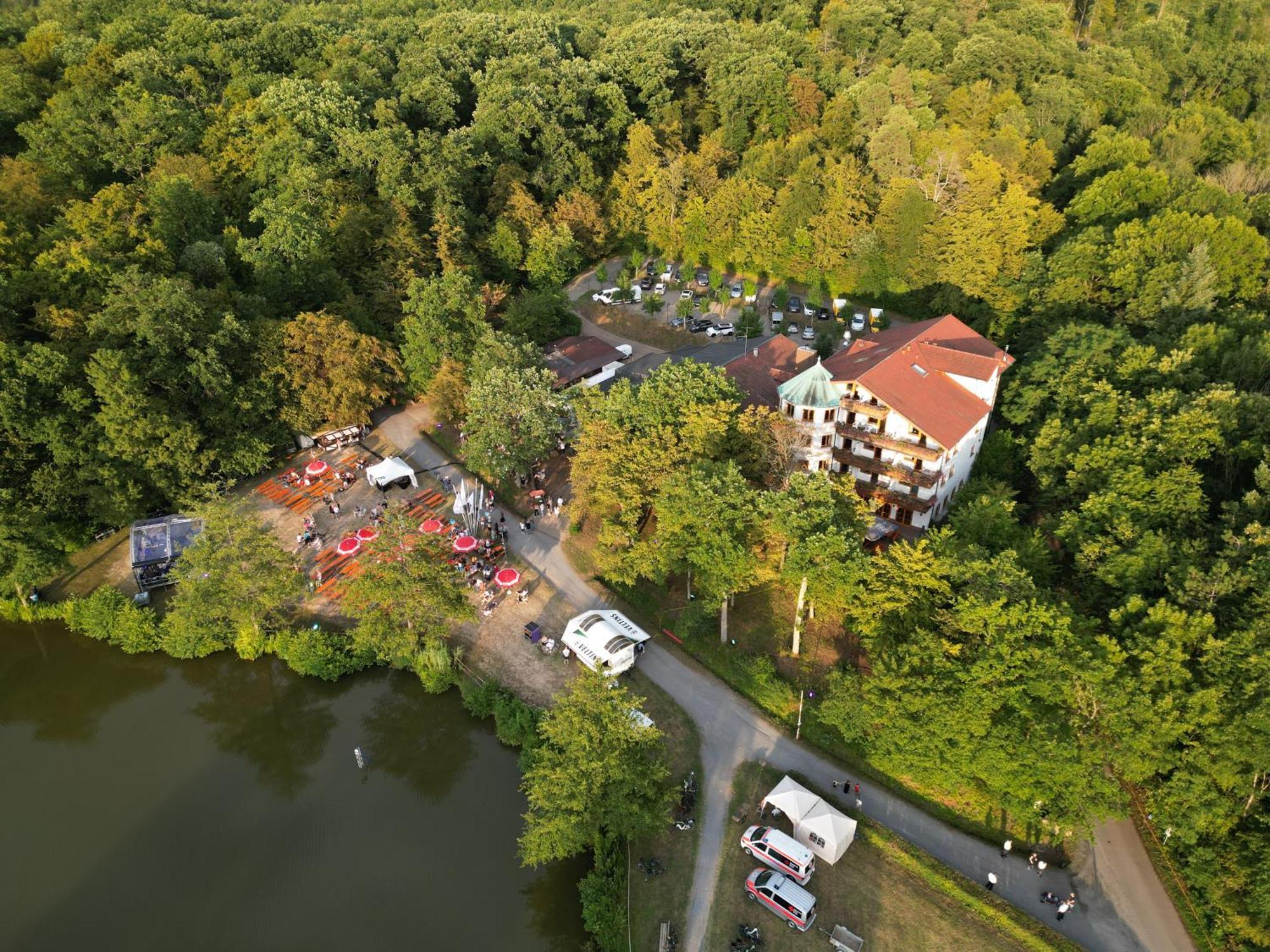 Hotel-Restaurant Kreuzberghof Tagungs- Und Veranstaltungshotel Tiefenbach  Exteriér fotografie